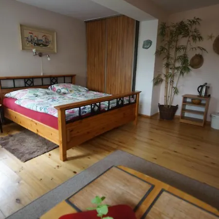 Rum i privatbostad Koja *